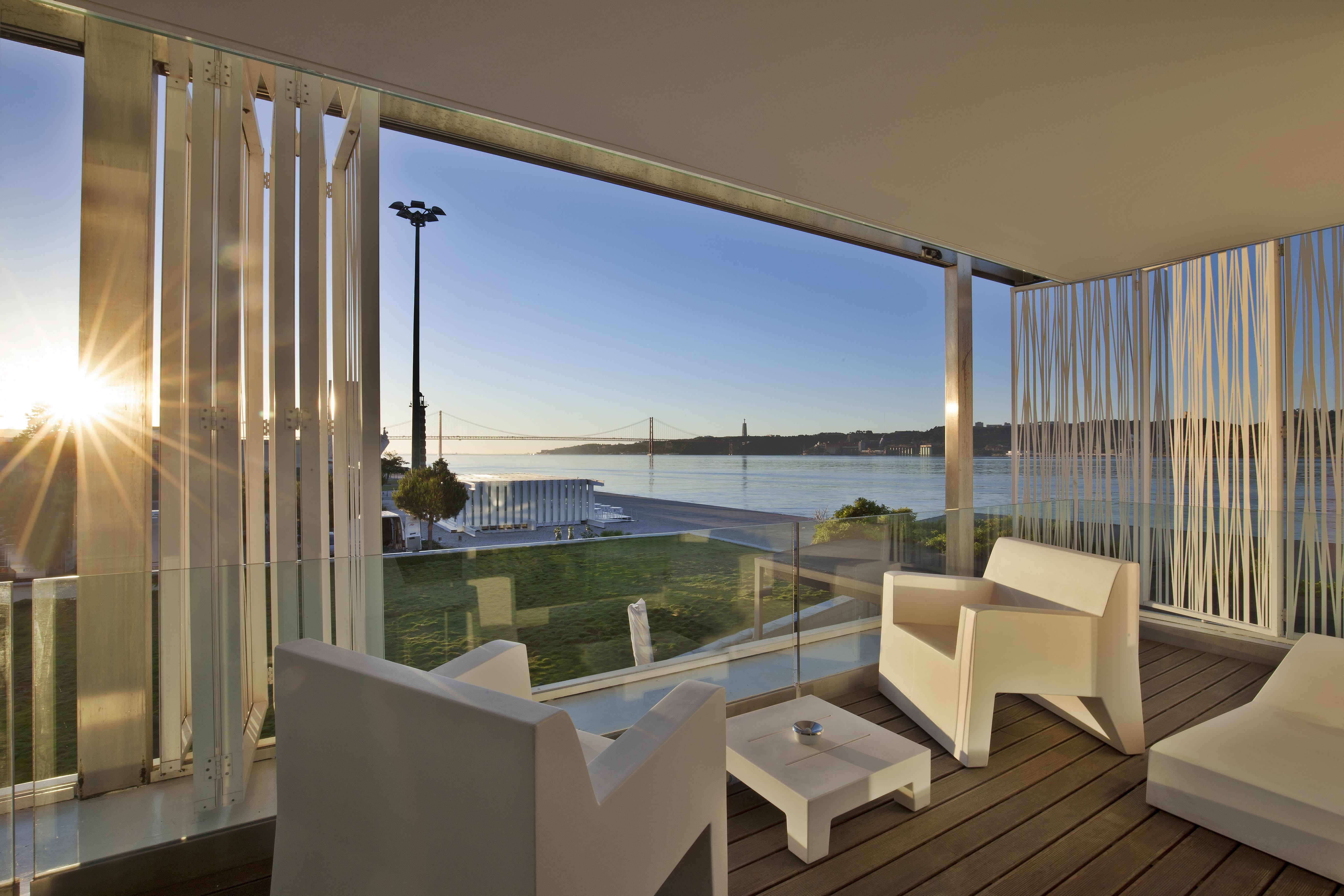 Altis Belem Hotel & Spa, A Member Of Design Hotels Lisbon Bagian luar foto